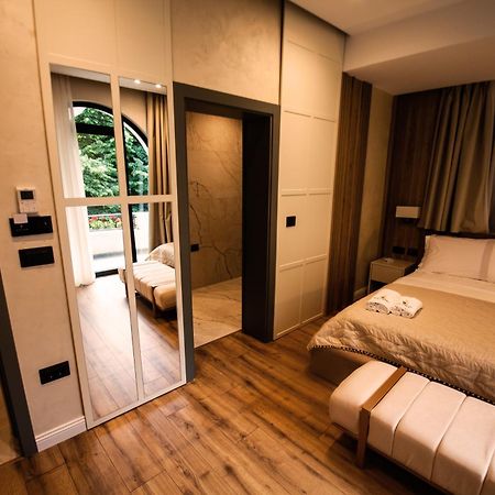 טיראנה Vila Koja Boutique Hotel מראה חיצוני תמונה