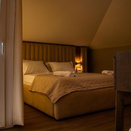 טיראנה Vila Koja Boutique Hotel מראה חיצוני תמונה
