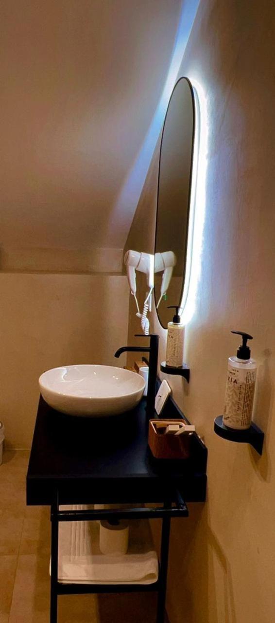 טיראנה Vila Koja Boutique Hotel מראה חיצוני תמונה
