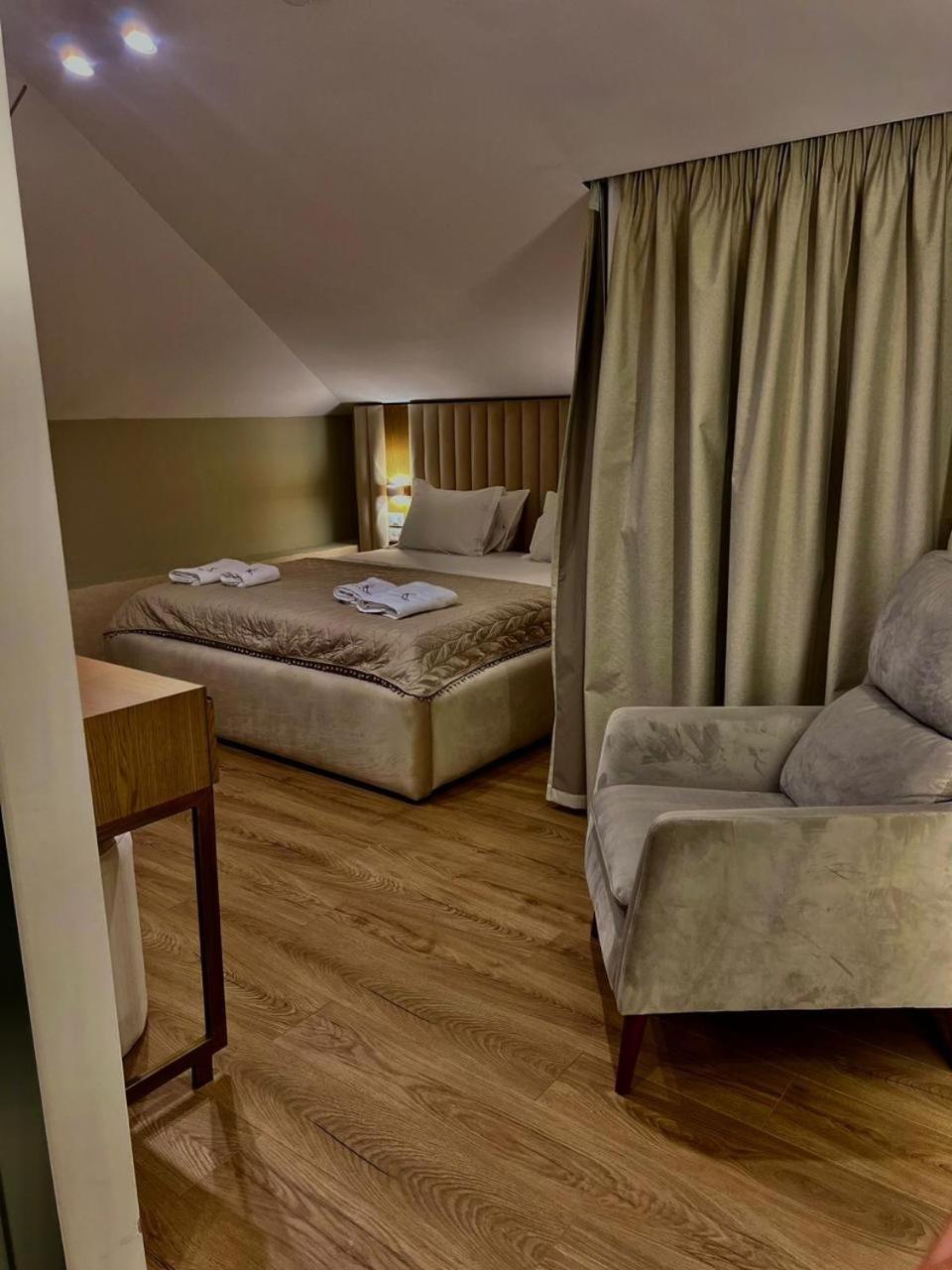 טיראנה Vila Koja Boutique Hotel מראה חיצוני תמונה