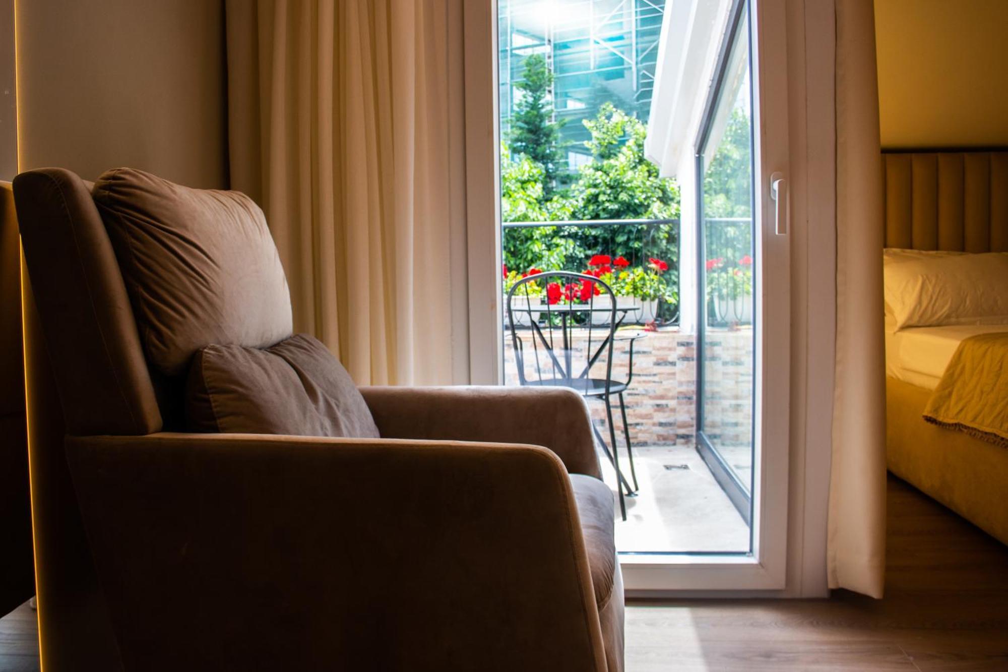 טיראנה Vila Koja Boutique Hotel מראה חיצוני תמונה